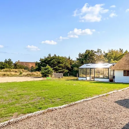 5 Star In Holiday home