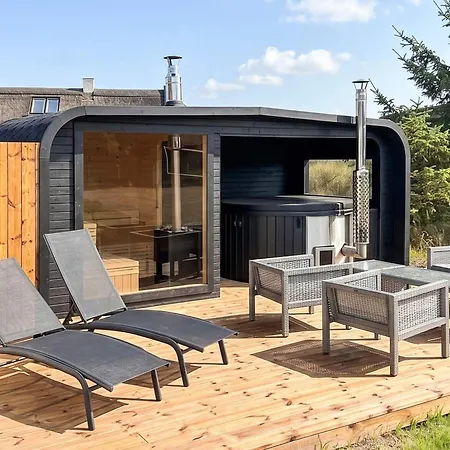 Holiday home 5 Star In *